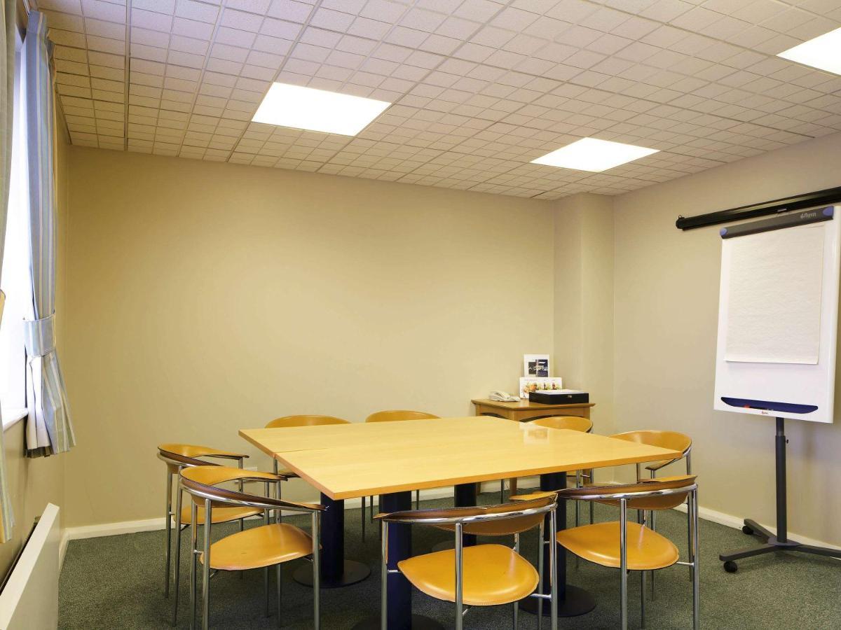 Ibis Chesterfield North - Barlborough Экстерьер фото